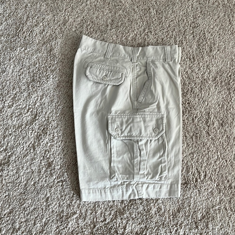 Jos A Bank cargo shorts. Khaki. 35 waist